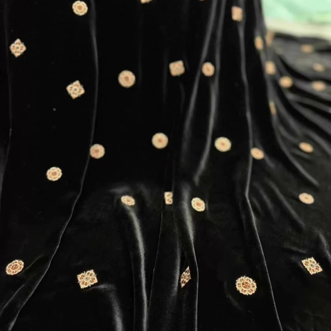 Kain Velour Sutra Bordir Hitam - Sewing Embroidery Fabric ulasan dan harga