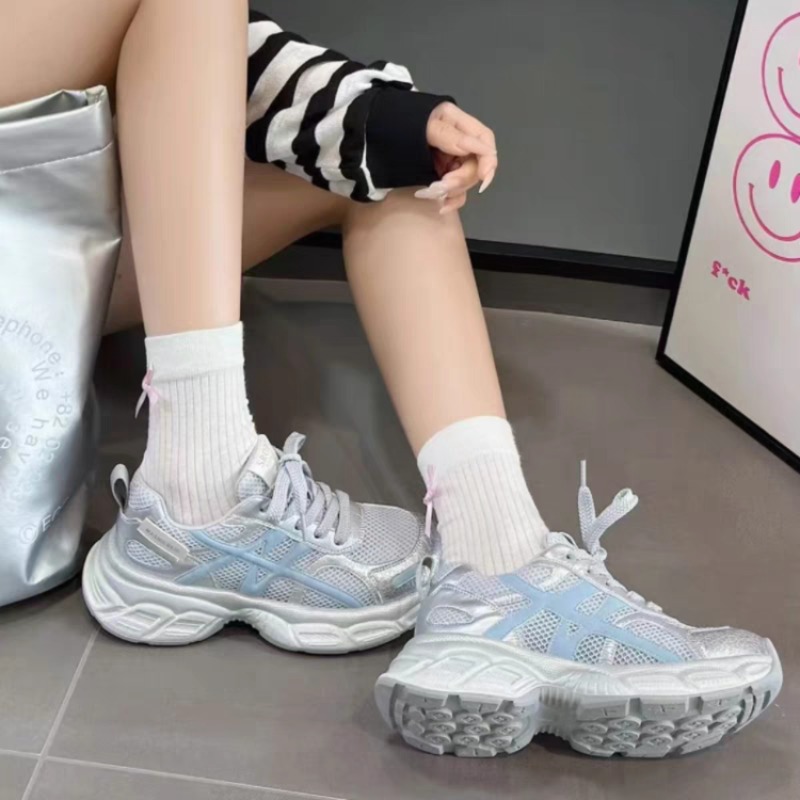Sepatu Sneakers Wanita Vintage - Sewing Embroidery Fabric ulasan dan harga